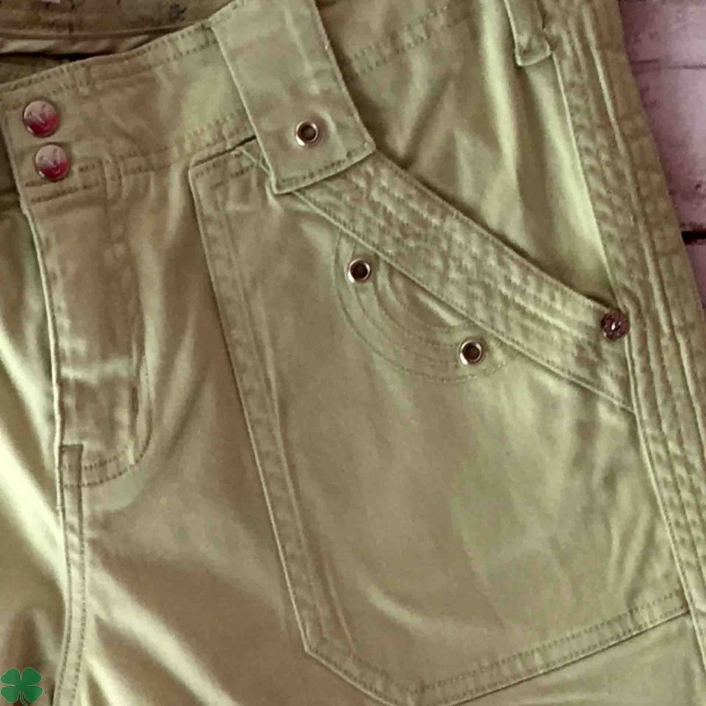 Vertigo Paris Crop Size 12